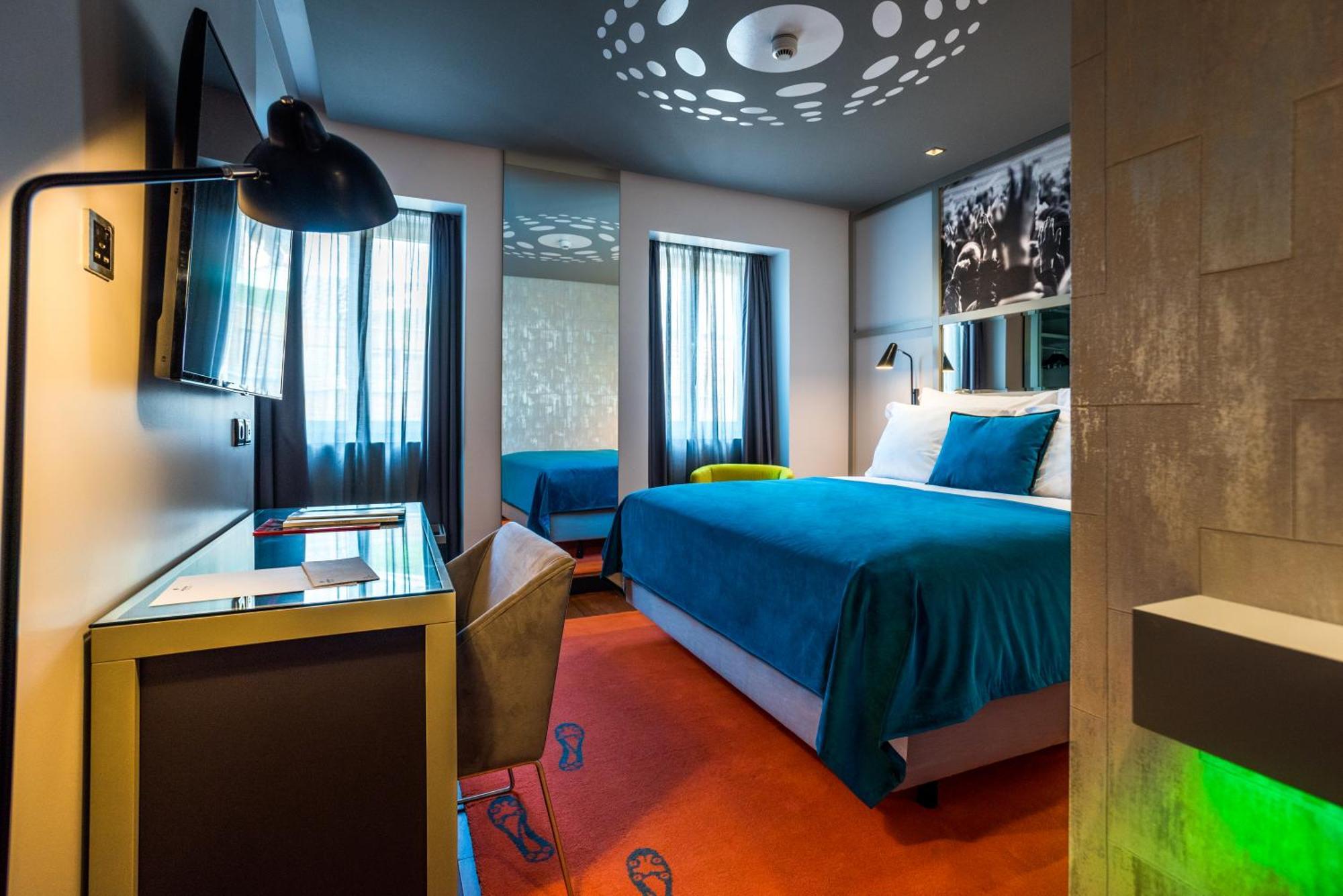 Quarto Duplo CR