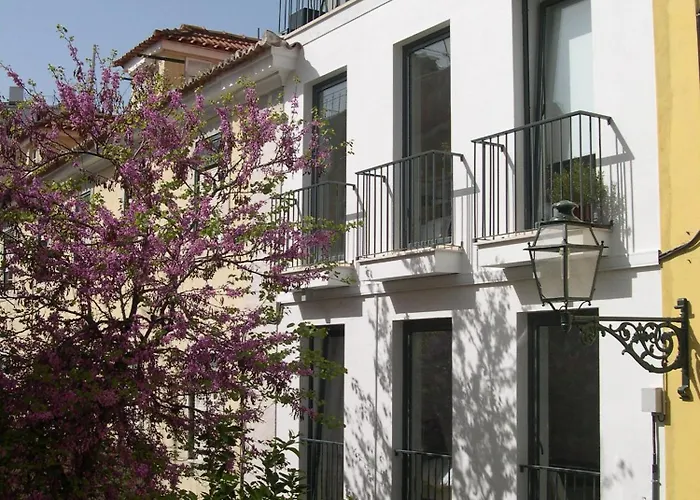 Hotel near College: Orange 3 House - Chiado Studios