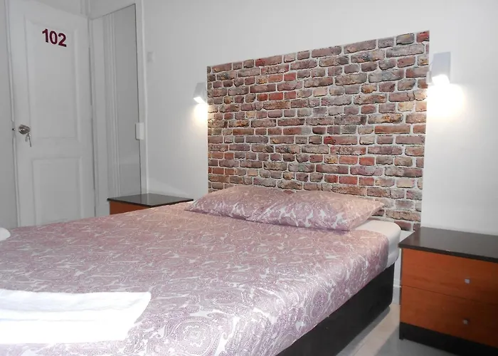 The Hostels Crescent Rooms